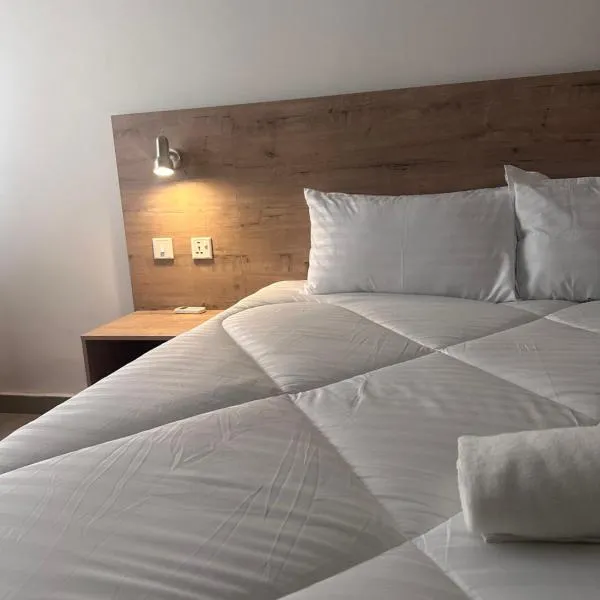 Blue leaf apartments, khách sạn ở Lusaka