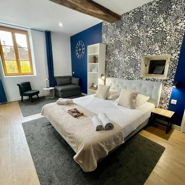 Hotel LA PLACE, viešbutis mieste Sent Aman Monronas