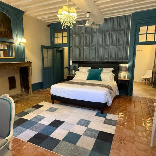 Les Glycines Vézelay, hotel v destinaci Vézelay