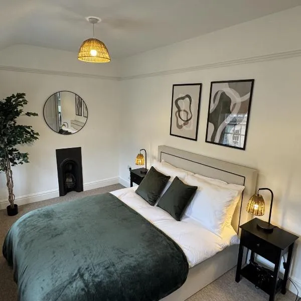 Kingsmead Square Apartment - Bath City Centre, готель у місті Бат