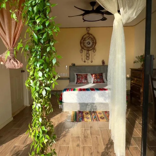 Casa Jasmin Bed & Breakfast, Hotel in Troncones
