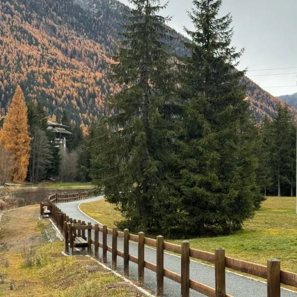 Grande Maison Du Coeur Champoluc Spa,Gym e Aree Relax, hotel v destinaci Champoluc