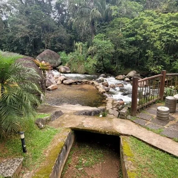 Chales Internacional, ξενοδοχείο σε Παρατί