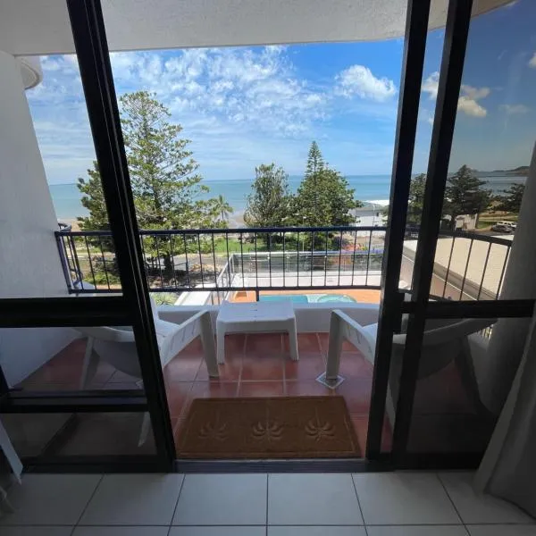 Heart of Yeppoon - Ocean View Apartment: Yeppoon şehrinde bir otel