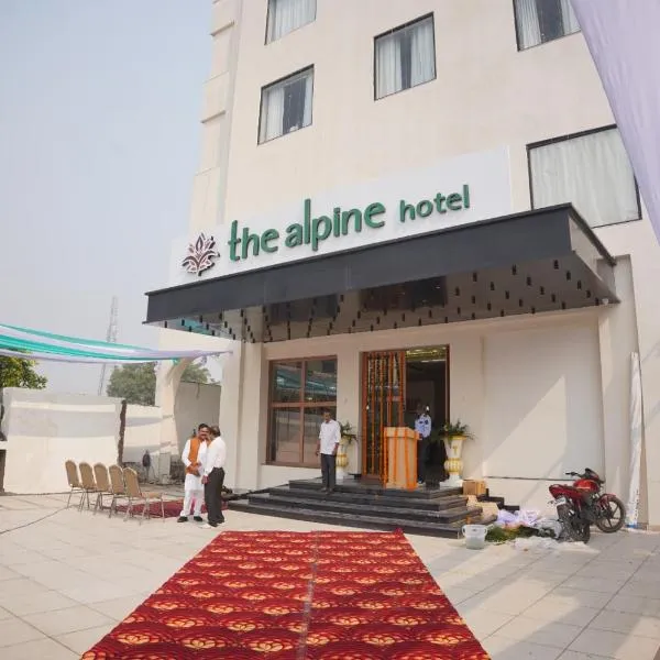 Hotel Alpine, Aligarh – hotel w mieście Aligarh