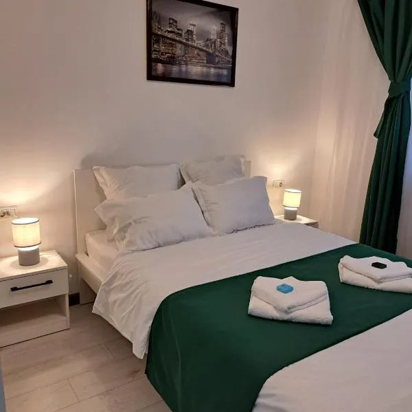 Mia Apartments, hotel in Craiova