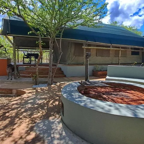 Zuri Camp - Tent Kiama, Hotel in Tsumeb