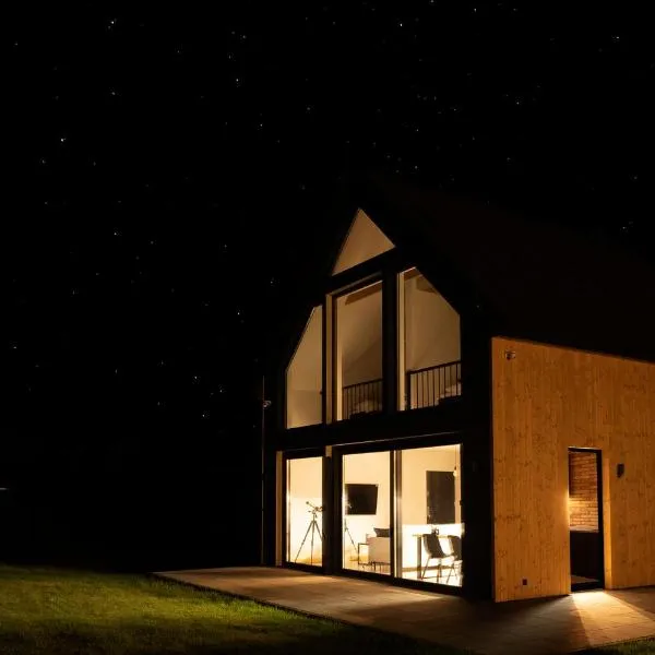 Dom Wśród Gwiazd, hotel in Jarnołtówek