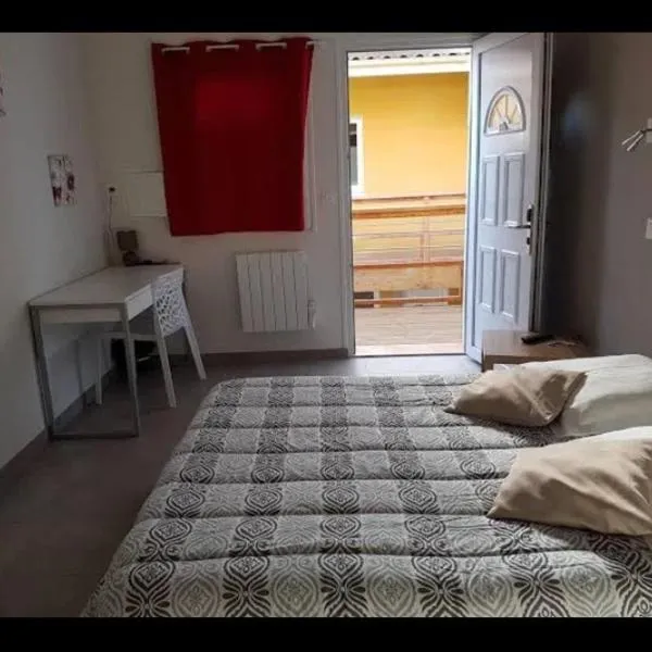 Némo: Sauvagnon şehrinde bir otel