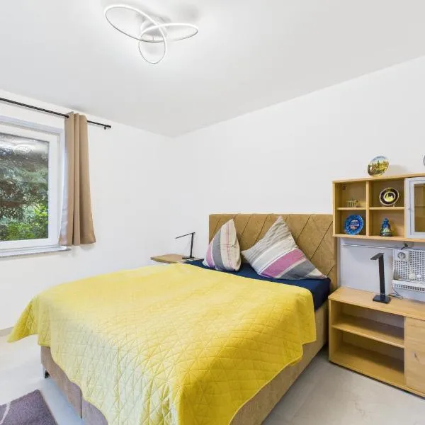 Attraktive Neubauwohnung, hótel í BRE