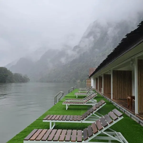 Ou river house resort, ξενοδοχείο σε Nongkhiaw