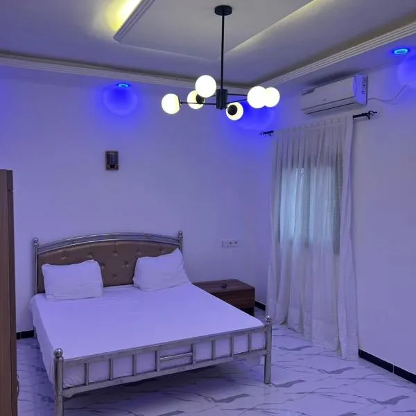 KANE Résidence, chambres meublées, confortables et abordables à Saint-Louis, hotel din Saint-Louis