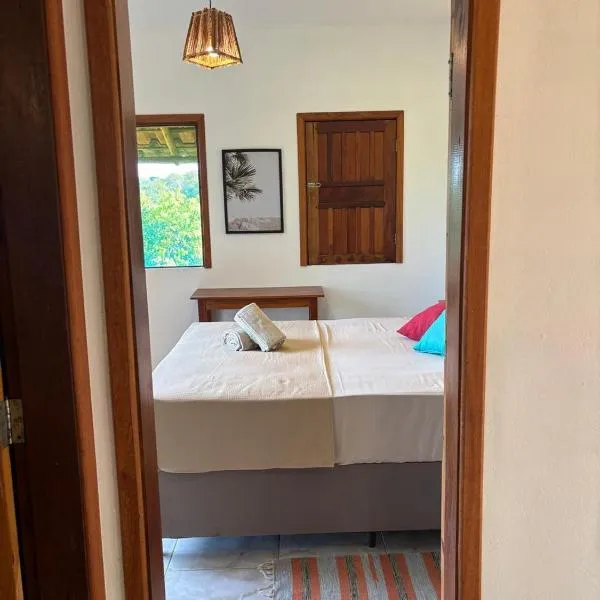 Casa Amar'ela Refugio Tropical, PERTO DAS MELHORES PRAIAS !!!!!, hótel í Itacaré