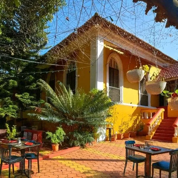 Casa Do Leão A 150 year Old Portuguese Home, Hotel in Nerul