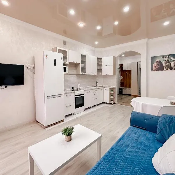 2х комнатная квартира в ЖК Ирина, hotel in Pavlodar