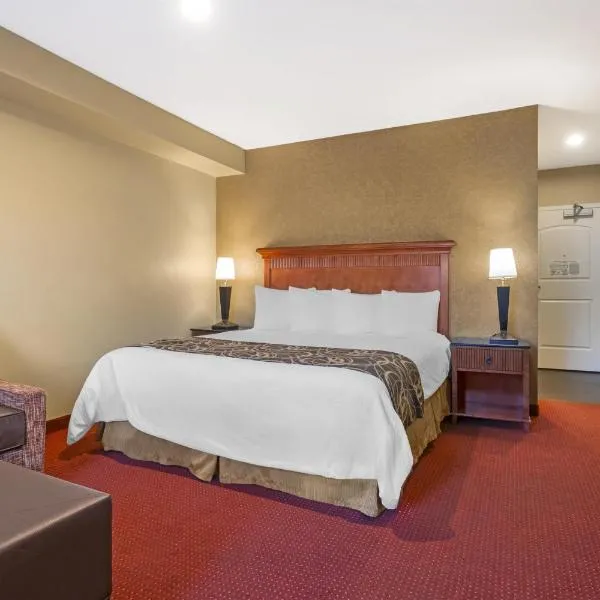 Best Western Plus Canyon Pines, hotelli kohteessa Ogden