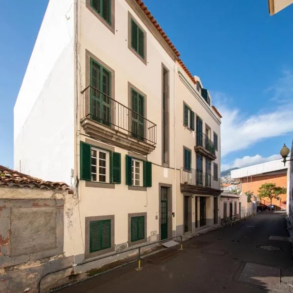 Sun & Roses, Hotel in Funchal