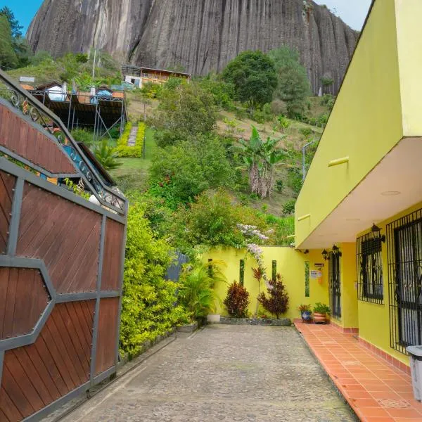 Hermosa casa de campo en GUATAPÉ, hotell sihtkohas Guatapé