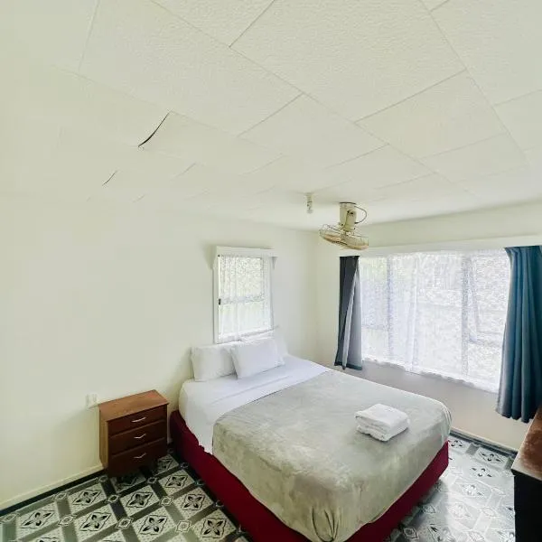 Ocean Cottage Private Double Twin Room in Nuku'alofa Townb, hotel v destinaci Nuku‘alofa