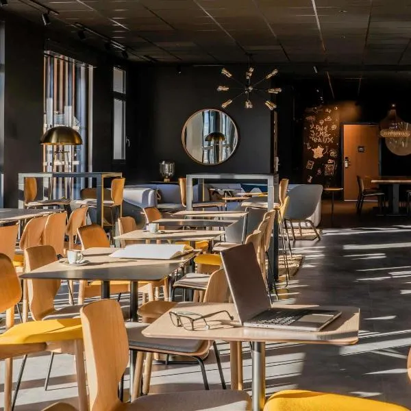 ibis Saint Paul Trois Chateaux, ξενοδοχείο σε Saint-Paul-Trois-Chateaux