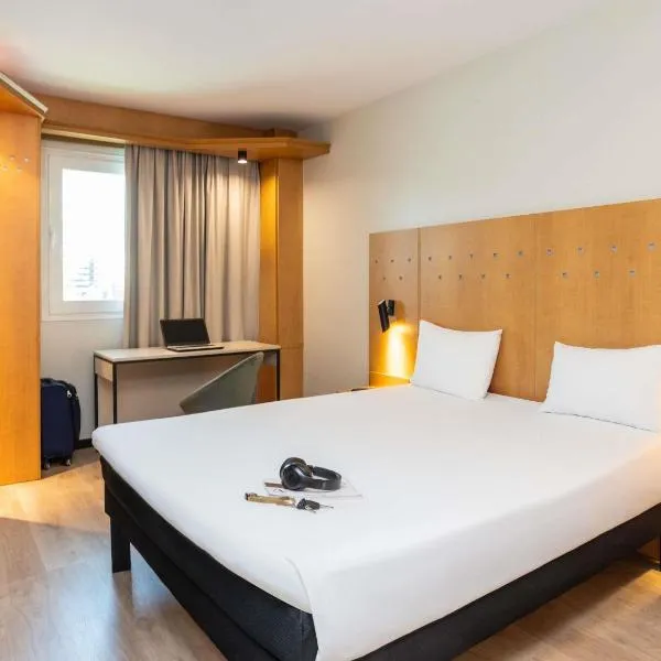 Ibis Alcala de Henares La Garena, hotel v destinaci Alcalá de Henares