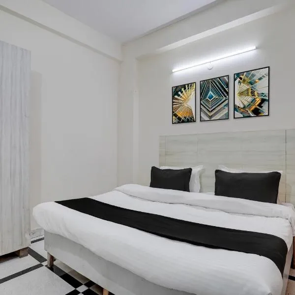 Super Hotel O DLF Phase 1 Metro Station Gurugram, hotel in Gurgaon