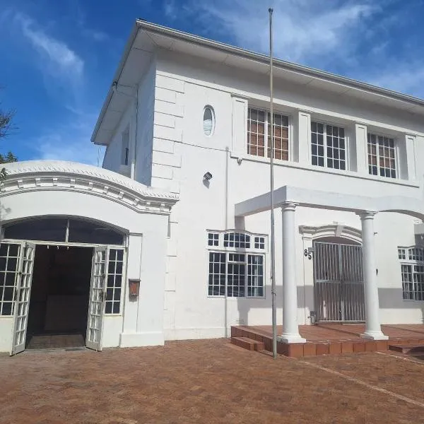 BIM Backpackers In Muizenberg，位于梅森堡的酒店