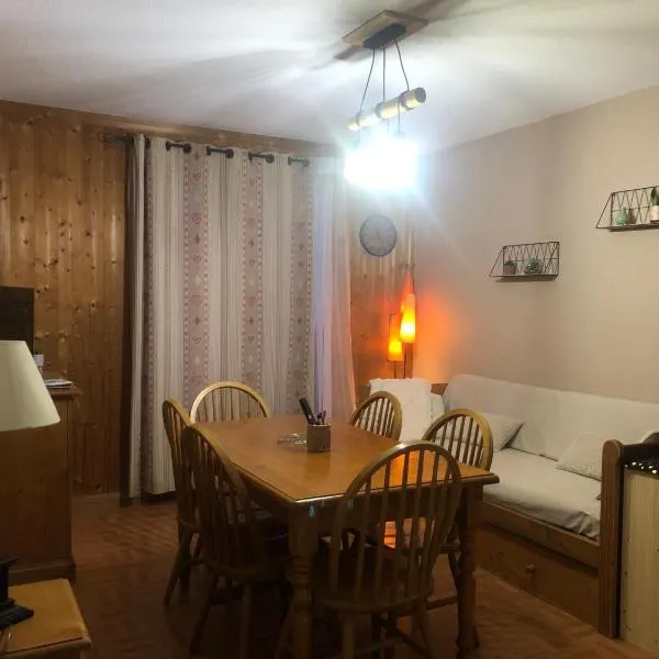 Appartement La Toussuire, hotel in La Toussuire