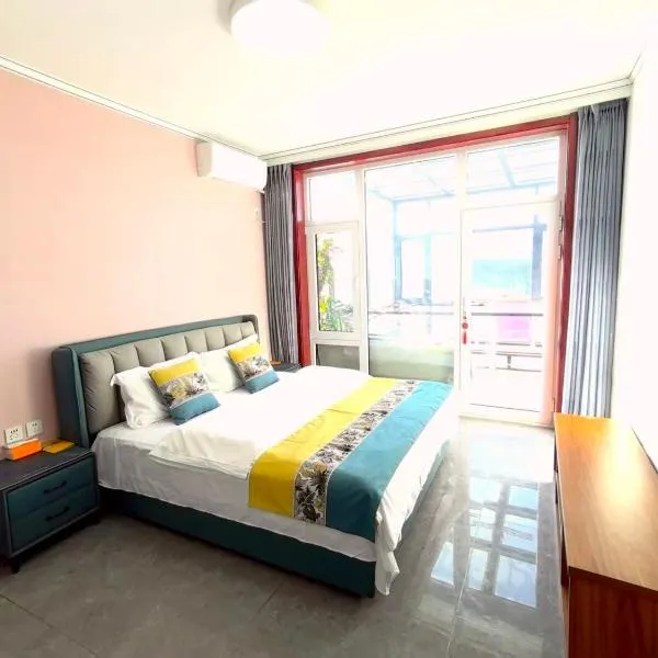 Jinshanling Gubeikou Great Wall聚友缘民宿, ξενοδοχείο σε Gubeikou