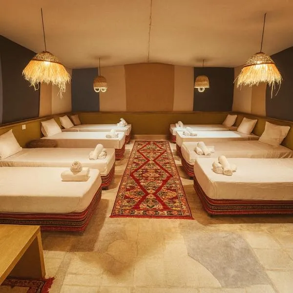 חאן השיירות- גלמפינג, hotel en Midreshet Ben Gurion