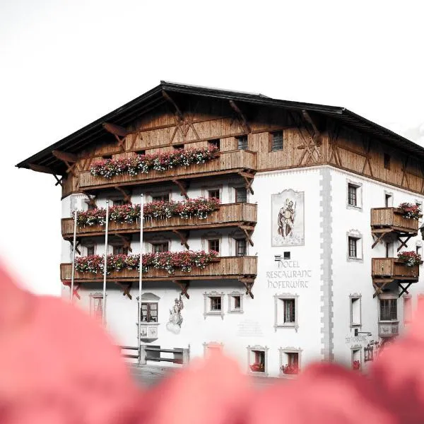 Hotel Hoferwirt, hotel v Neustift im Stubaital