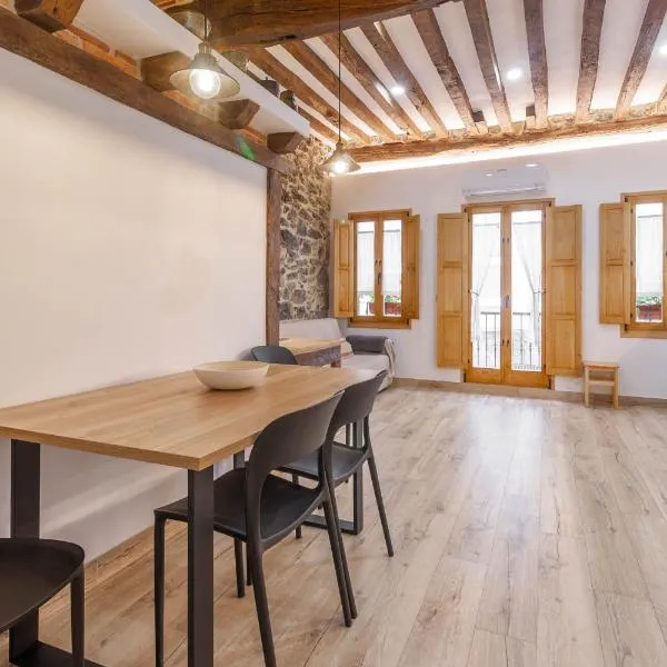 El Patio de Vespasiano- San Juan- vistas al ayuntamiento junto al puerto, hotel in Castro-Urdiales