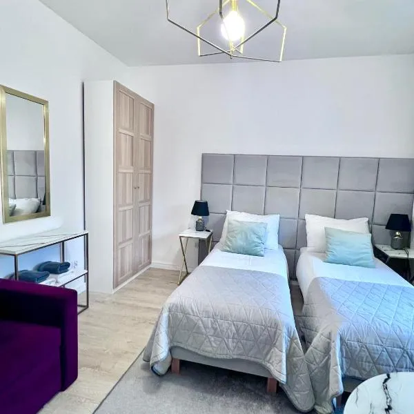 Apartamenty Pokoje Willa Bielany、ワルシャワのホテル