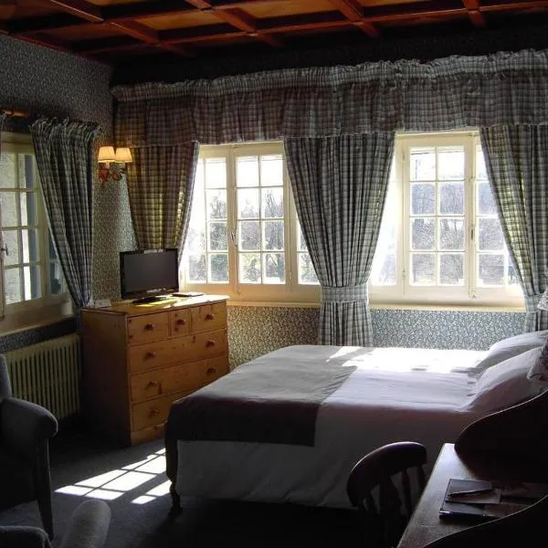 Auberge Des Chasseurs, hotel in Échenevex