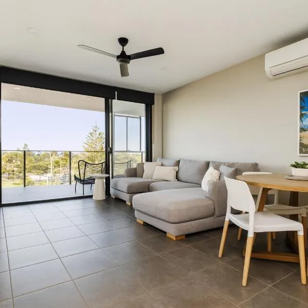 Modern Coastal Apartment - Walk to beach and shops、Buddinaのホテル