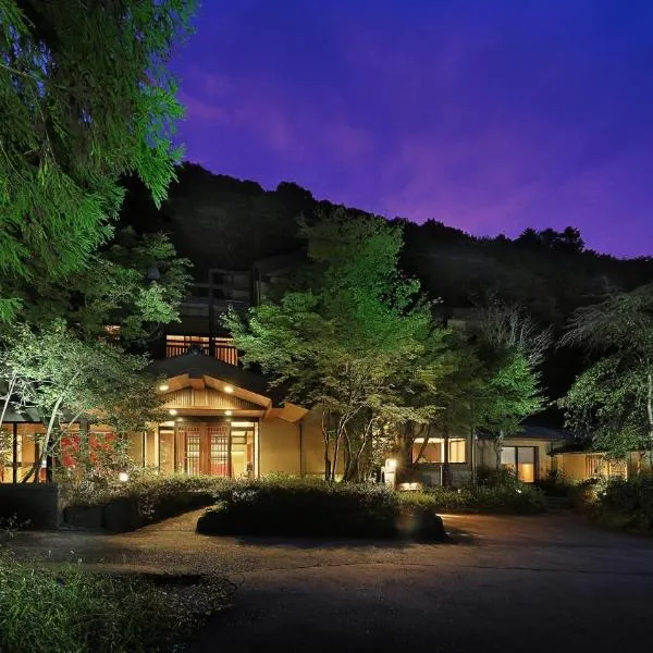 鹿覗きの湯つるや, Hotel in Nakanojo