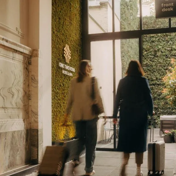 ONE TWO FOUR - Hotel & Spa, hotel v Gentu