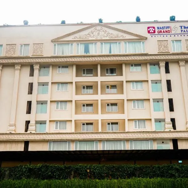 Mastiff Grand The Sia Palace Suites & Banquets, Khopoli, Near Imagica, hotel v destinaci Khopoli