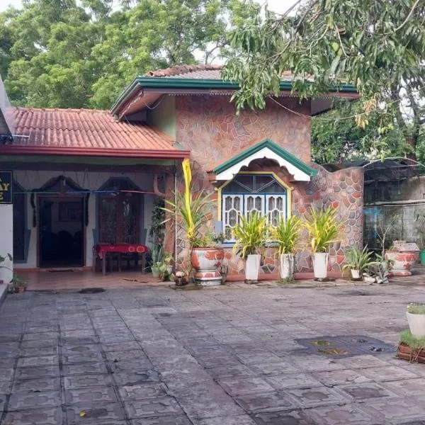 Suja Holiday Niche, hotel a Polonnaruwa