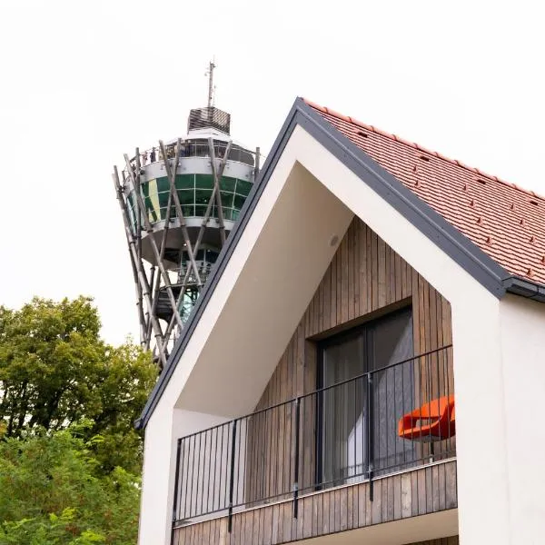 Hiša ob stolpu, hôtel à Lendava