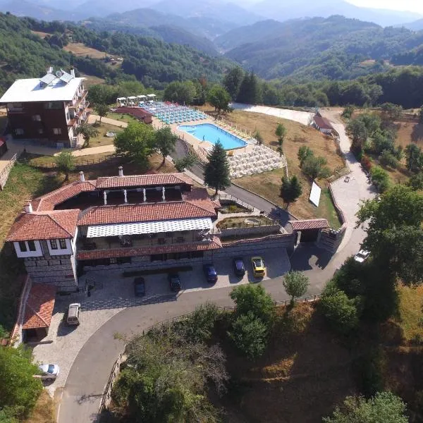 Panorama Family Hotel, hotel in Zlatograd