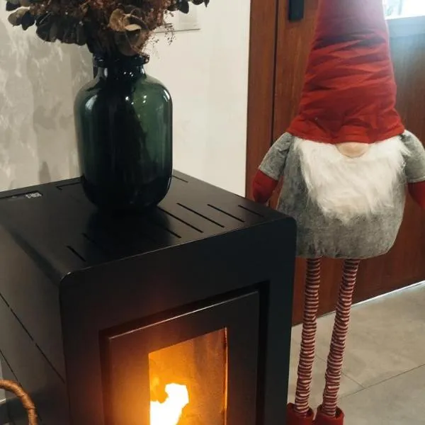 Casa Cueva Las Chicas del Puente, hôtel à Setenil de las Bodegas