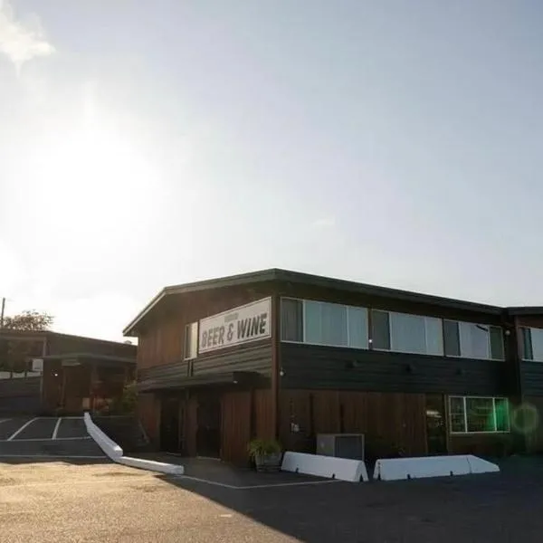 Dalewood Inn, khách sạn ở Port McNeill