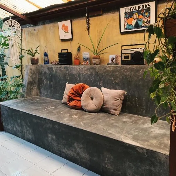 Diwas Stay, отель в городе Timuran