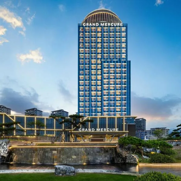 Grand Mercure Lushan Jade, hotel v destinaci Xingzi