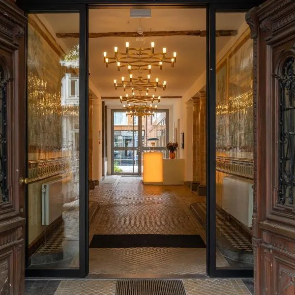 Hotel Maison Maastricht Centrum - Handwritten Collection，位于马斯特里赫特的酒店