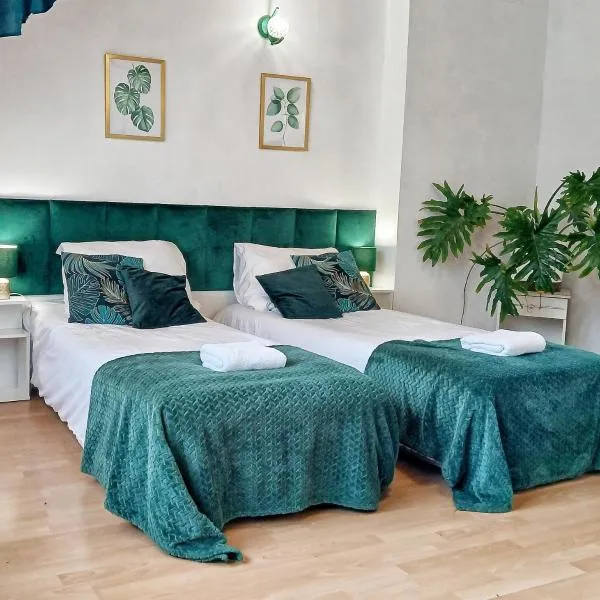 KRK stop, hotel v destinaci Cholerzyn