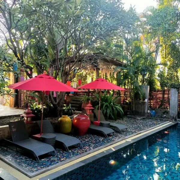 Villa Thapae, hotel v destinaci Chiang Mai