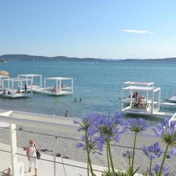 Apartments Krešan, отель в Сукошане