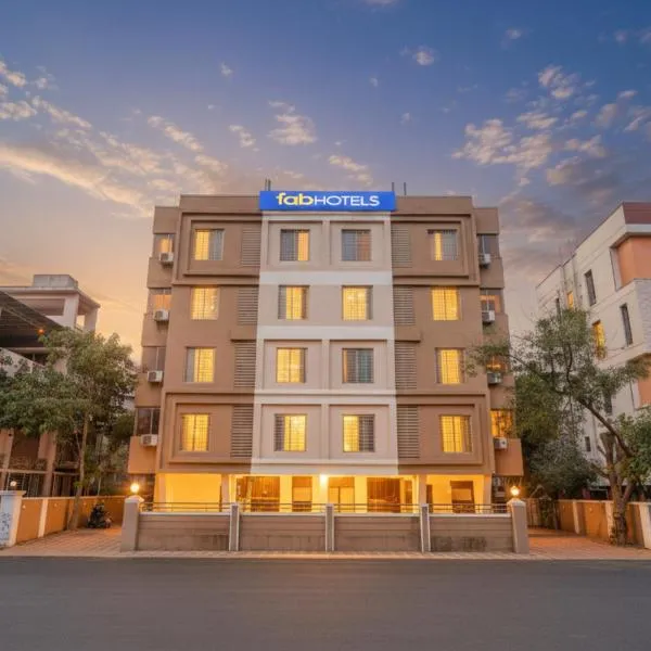 FabHotel 24 Baner - Nr MCF Camp, hotel in Poona